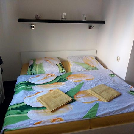 Apartman Katty Bratislava Exterior photo